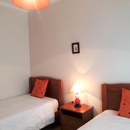 Ferienwohnung T2 Tahiti - Terraco, Familiar, Garagem, Wifi Quarteira Exterior foto