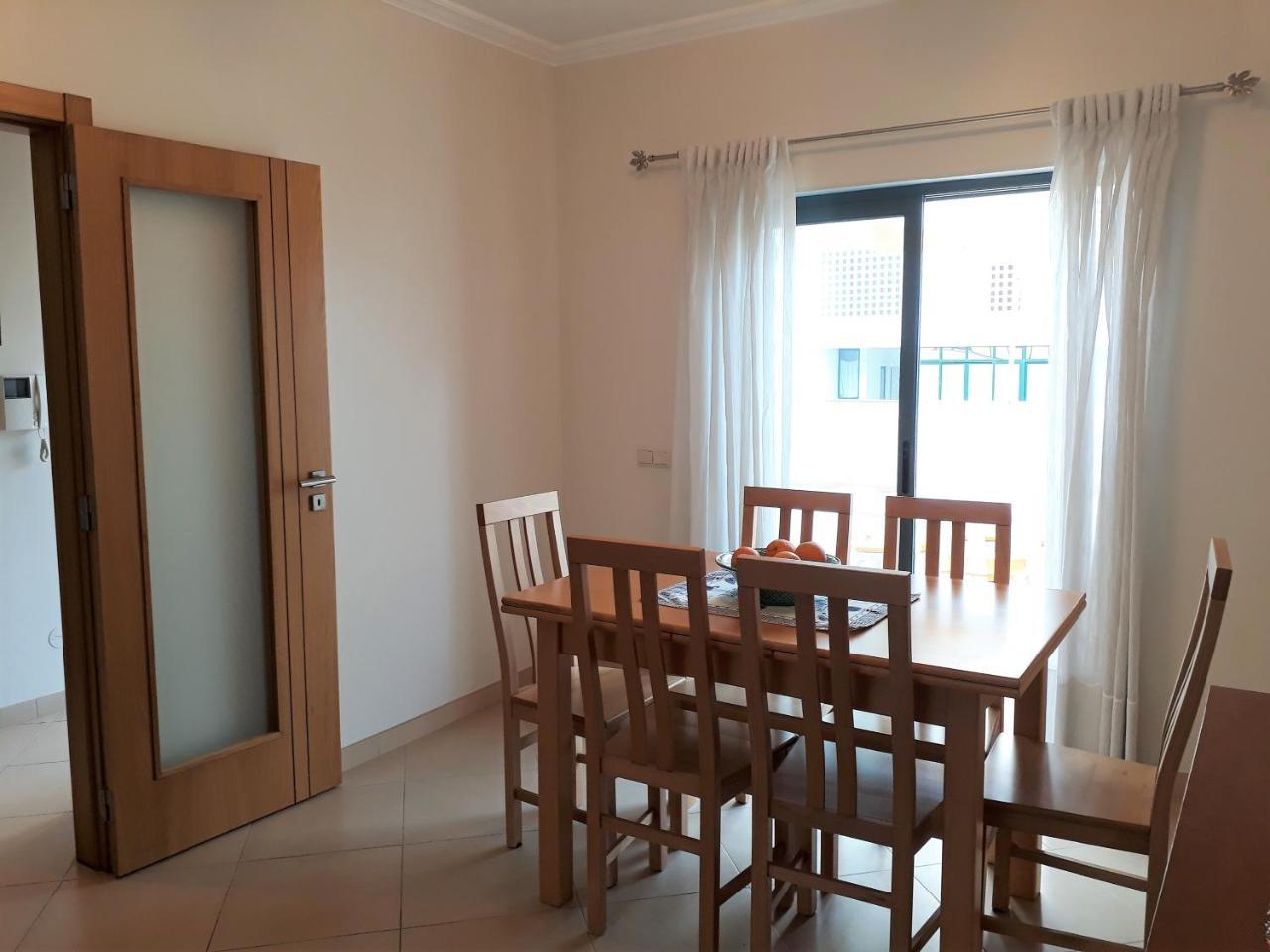 Ferienwohnung T2 Tahiti - Terraco, Familiar, Garagem, Wifi Quarteira Exterior foto