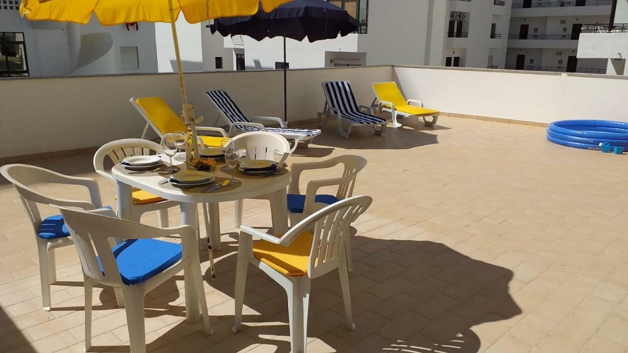 Ferienwohnung T2 Tahiti - Terraco, Familiar, Garagem, Wifi Quarteira Exterior foto