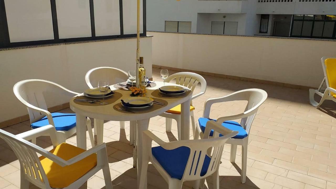 Ferienwohnung T2 Tahiti - Terraco, Familiar, Garagem, Wifi Quarteira Exterior foto